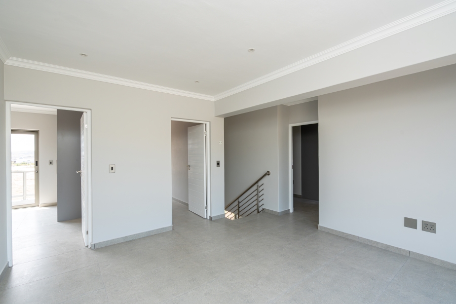 To Let 3 Bedroom Property for Rent in Langebaan Country Estate Western Cape